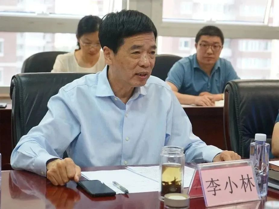 中招協(xié)召開兩次“人工智能對(duì)招標(biāo)采購(gòu)數(shù)字化發(fā)展的機(jī)遇與挑戰(zhàn)”交流座談會(huì)