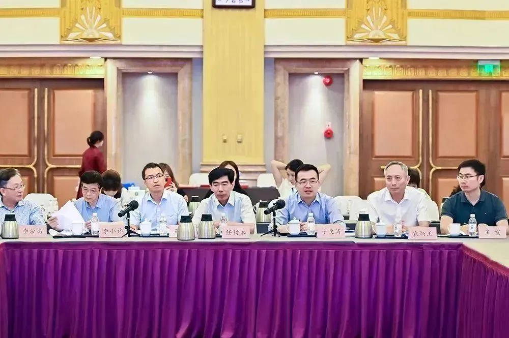 中國招標(biāo)投標(biāo)協(xié)會(huì)招標(biāo)代理機(jī)構(gòu)專業(yè)委員會(huì)換屆會(huì)議暨第三屆第一次工作會(huì)議在京成功召開